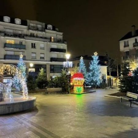 Studio A 2 Pas De La Gare Сартрувіль Екстер'єр фото